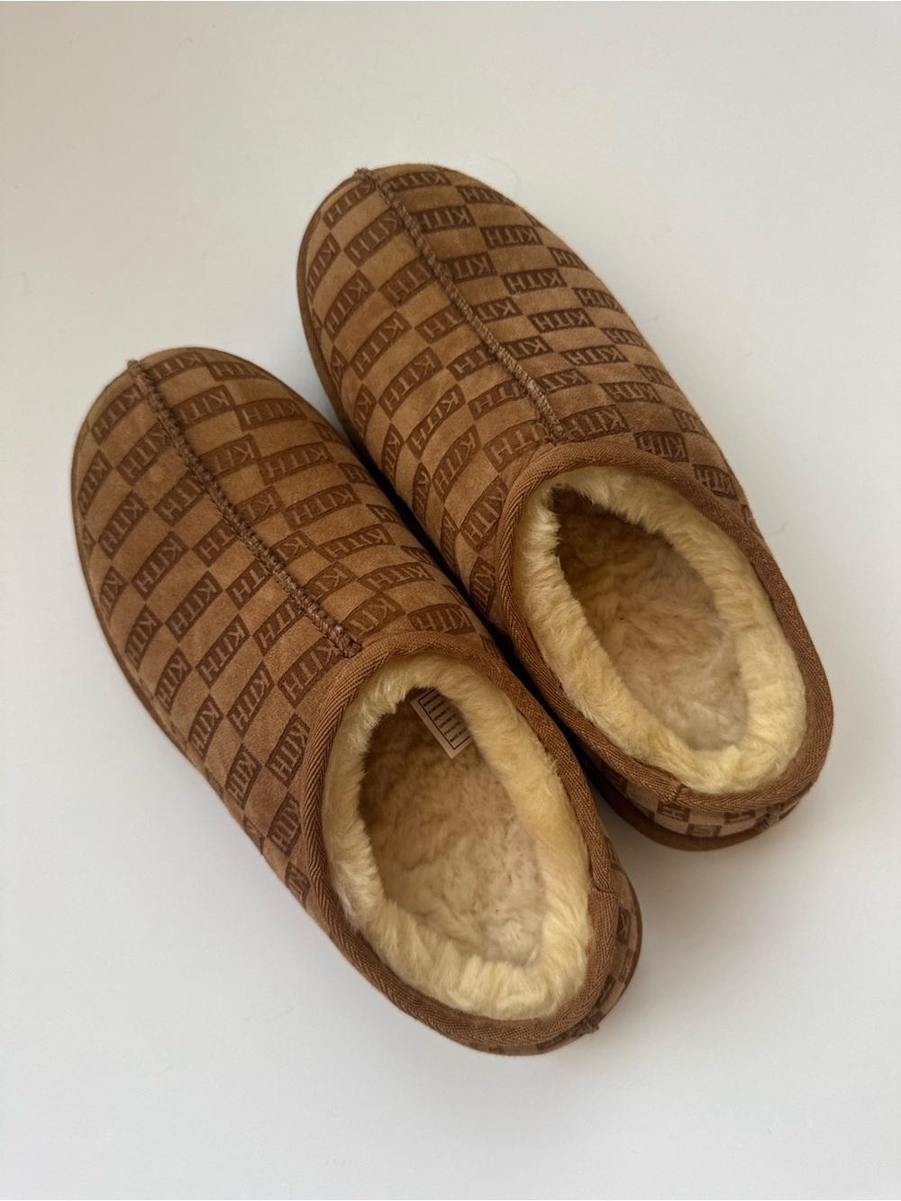 KITH Kithmas Monogrammed Shearling Slippers